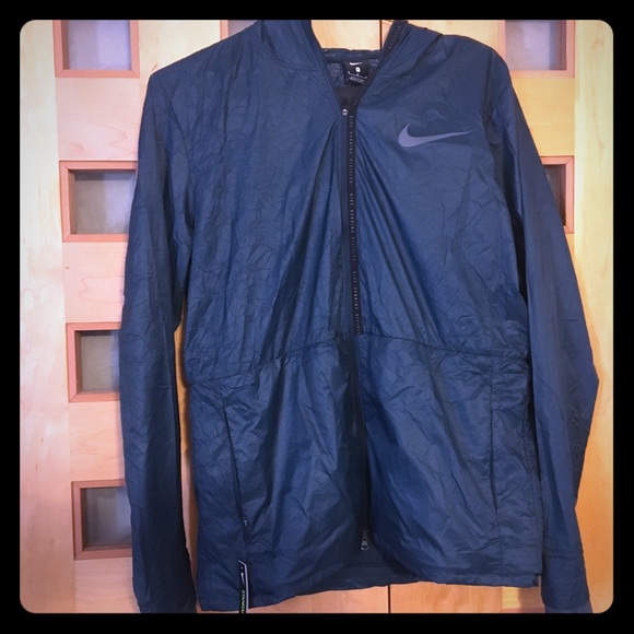 nike drop hem jacket